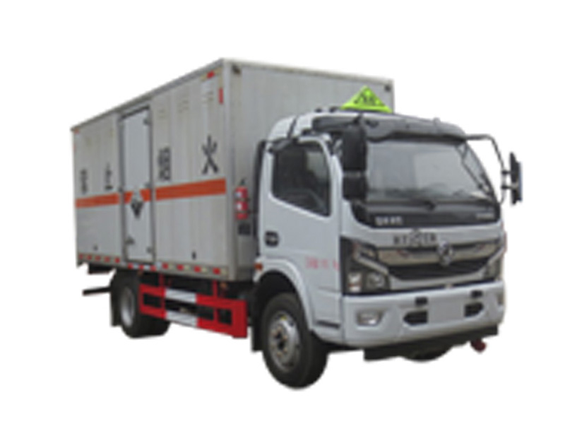 東風(fēng)多利卡7噸腐蝕性物品廂式運輸車
