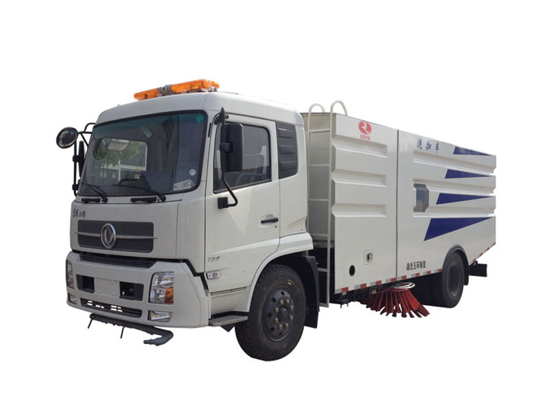 東風天錦掃路車